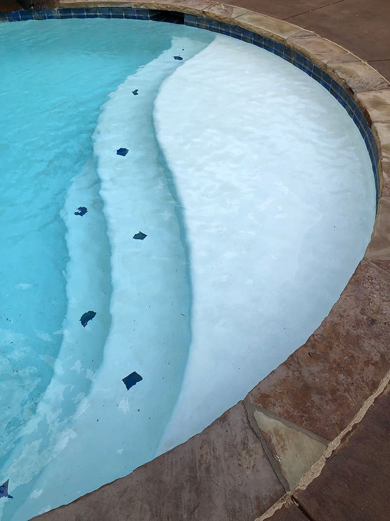 Tanning Ledge in Pool